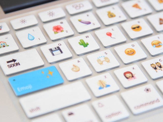 Macのキーボードを絵文字対応にする The Emoji Keyboard Bridge ブリッジ テクノロジー スタートアップ情報